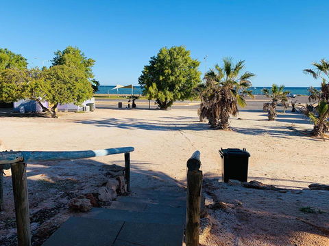 Shark Bay Cottages - Kingaroy Accommodation 1