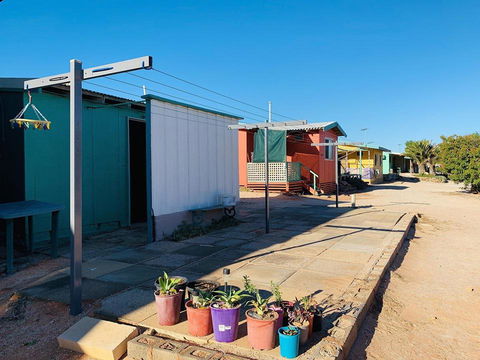 Shark Bay Cottages - Kingaroy Accommodation 10
