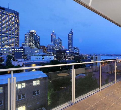 Scene Apartment 11 - Kingaroy Accommodation 14