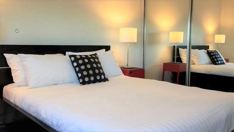 Scene Apartment 11 - Kingaroy Accommodation 8