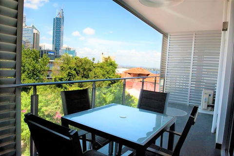 Scene Apartment 11 - Kingaroy Accommodation 1