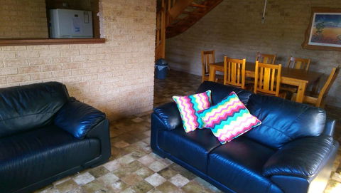 Kestrel Chalets - Kingaroy Accommodation 2