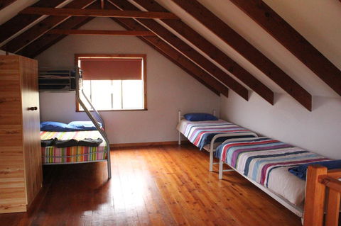 Kestrel Chalets - Kingaroy Accommodation 9