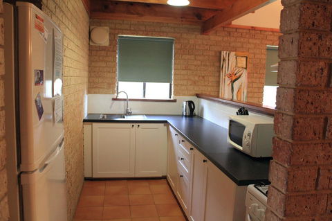 Kestrel Chalets - Kingaroy Accommodation 10