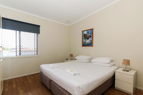 Scarborough Apartments - Kingaroy Accommodation 3