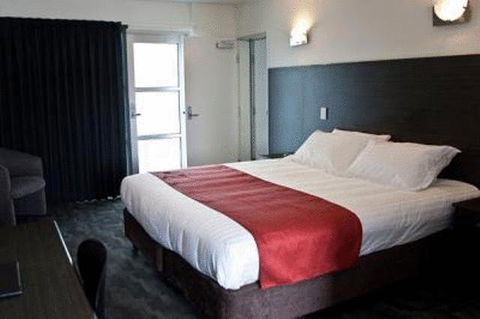 Brighton Hotel Motel - Kingaroy Accommodation 11