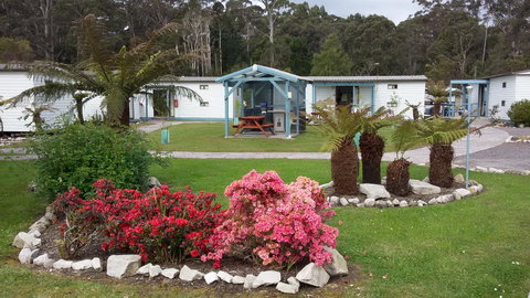 Strahan Retreat Holiday Park - Kingaroy Accommodation 5
