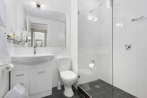 Beachfront Voyager Motor Inn - Kingaroy Accommodation 11