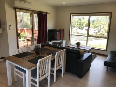 Loma Cottages - Kingaroy Accommodation 3