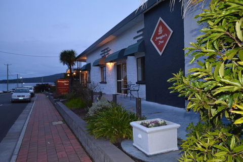 Smugglers Rest Apartments Dover - Kingaroy Accommodation 1