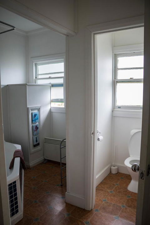 Giants Table And Cottages - Kingaroy Accommodation 16