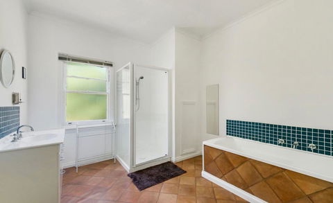 Giants Table And Cottages - Kingaroy Accommodation 4