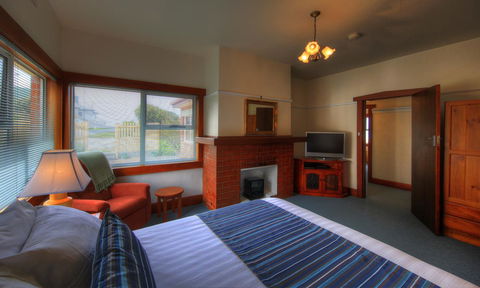 Stanley Village Waterfront Accommodation - Kingaroy Accommodation 17