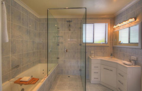 Stanley Village Waterfront Accommodation - Kingaroy Accommodation 20