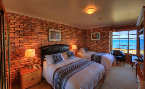 Stanley Village Waterfront Accommodation - Kingaroy Accommodation 22