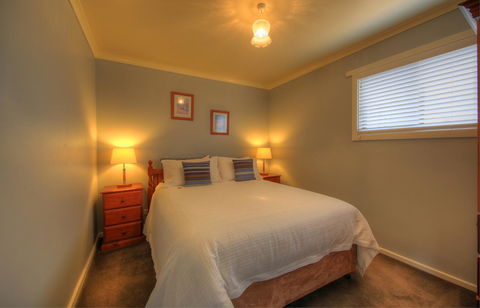 Stanley Village Waterfront Accommodation - Kingaroy Accommodation 21