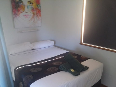 Bicheno Cabin Park - Kingaroy Accommodation 30