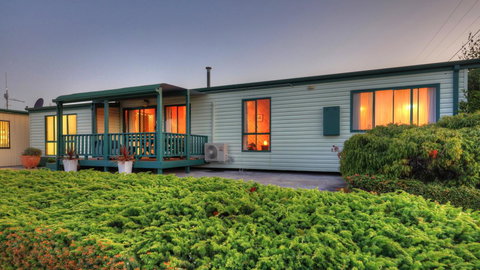 Bicheno Cabin Park - Kingaroy Accommodation 25