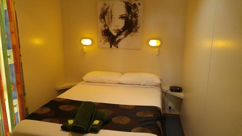 Bicheno Cabin Park - Kingaroy Accommodation 1