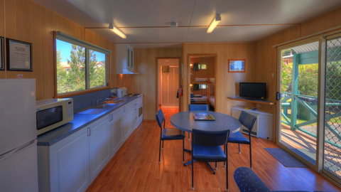 Bicheno Cabin Park - Kingaroy Accommodation 35
