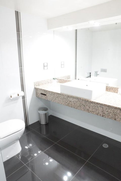 Hotel Grand Chancellor Launceston - Kingaroy Accommodation 24