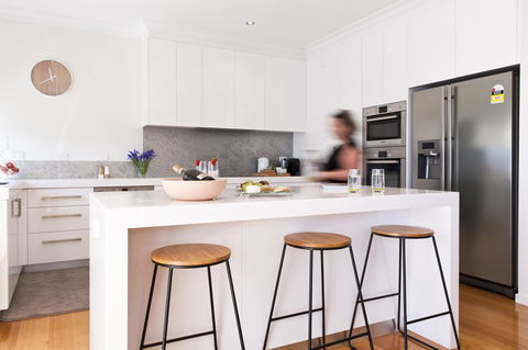 Sandy Bay Waterfront Home - Kingaroy Accommodation 7
