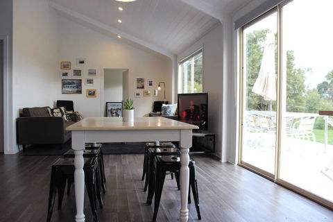 Boomers Retreat, Alonnah, Bruny Island - Kingaroy Accommodation 1