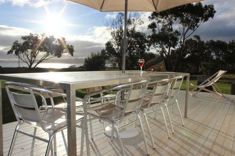 Boomers Retreat, Alonnah, Bruny Island - Kingaroy Accommodation 4