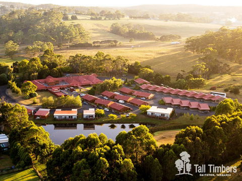 Tall Timbers Tasmania - Kingaroy Accommodation 0