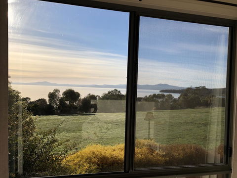 Convict Beach House - Kingaroy Accommodation 12