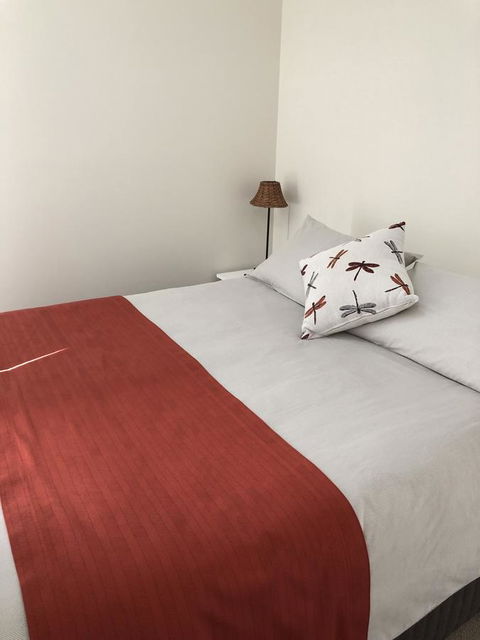 Convict Beach House - Kingaroy Accommodation 11