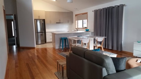 Base Camp - Kingaroy Accommodation 18