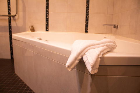 Stanley Hotel & Apartments - Kingaroy Accommodation 29