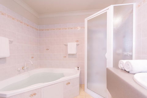 Hadley\'s Orient Hotel - Kingaroy Accommodation 40