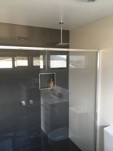 Couples Getaway On Bruny Island - Kingaroy Accommodation 24