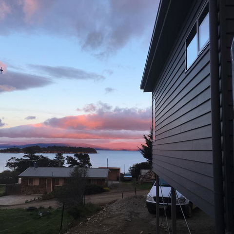 Couples Getaway On Bruny Island - Kingaroy Accommodation 3