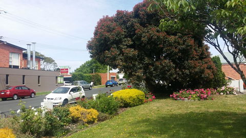 Riverbank Villa - Kingaroy Accommodation 11