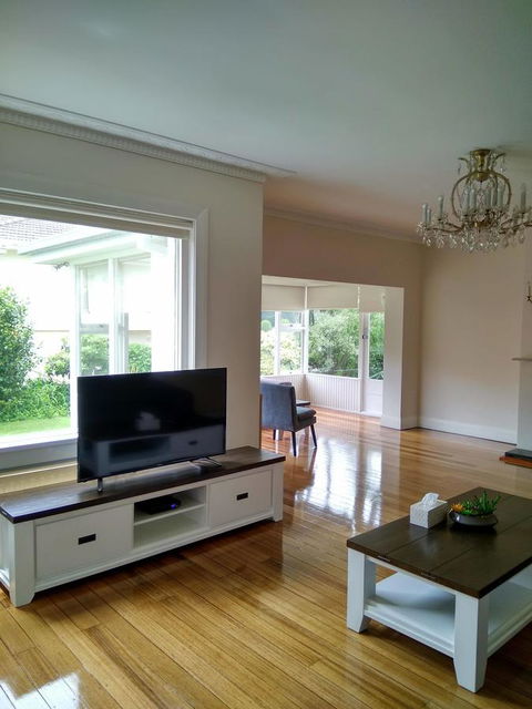 Riverbank Villa - Kingaroy Accommodation 19