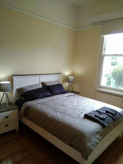 Riverbank Villa - Kingaroy Accommodation 14