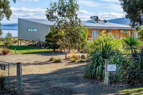 Sunset Bay Escape - Kingaroy Accommodation 5