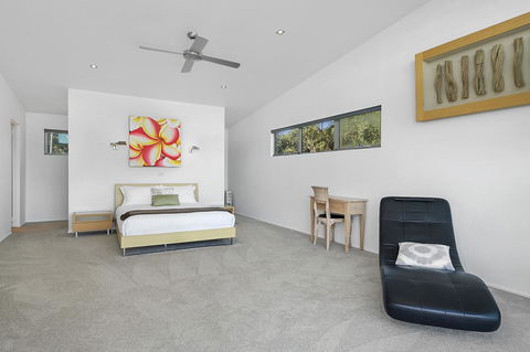 Sunset Bay Escape - Kingaroy Accommodation 16