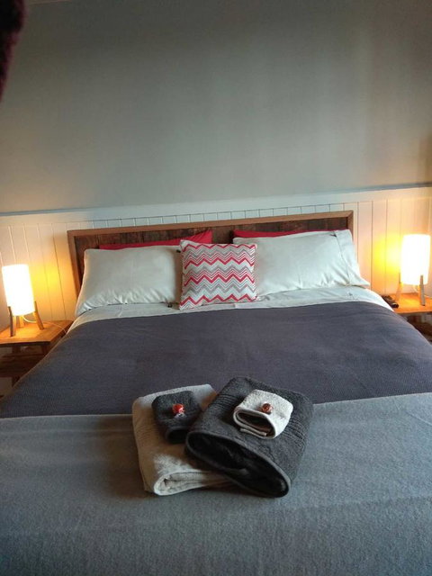 The Station House - Kingaroy Accommodation 4