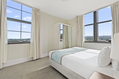 Launceston Central Apartment Hotel Official - Kingaroy Accommodation 12