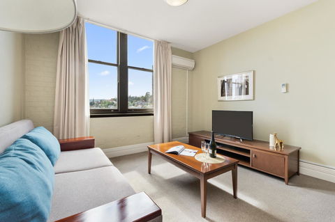 Launceston Central Apartment Hotel Official - Kingaroy Accommodation 3