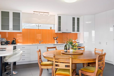 Manfield Seaside Bruny Island - Kingaroy Accommodation 5
