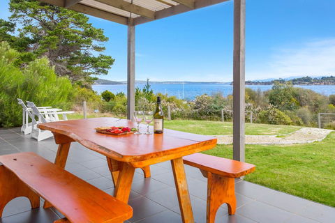 Manfield Seaside Bruny Island - Kingaroy Accommodation 7