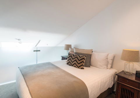 Sullivans Cove Apartments - Kingaroy Accommodation 14