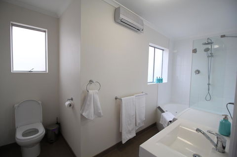 Trinity Hill Apartments - Kingaroy Accommodation 1