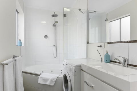 Trinity Hill Apartments - Kingaroy Accommodation 2