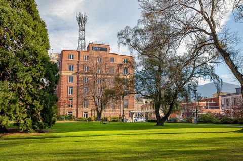 Mantra One Sandy Bay Road - Kingaroy Accommodation 0